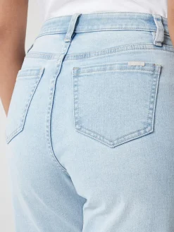 Hot Jeanswest Kelsey Relaxed Capri FadedBlue