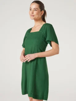 Hot Jeanswest Victoria Flutter Sleeve Dress Green
